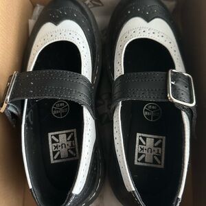 T.U.K Womens Size 6 Black and White Double Decker Maryjane Shoes
